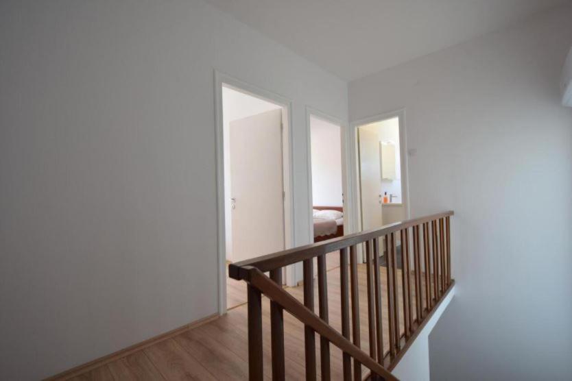 Apartment Ruza Njivice Kültér fotó